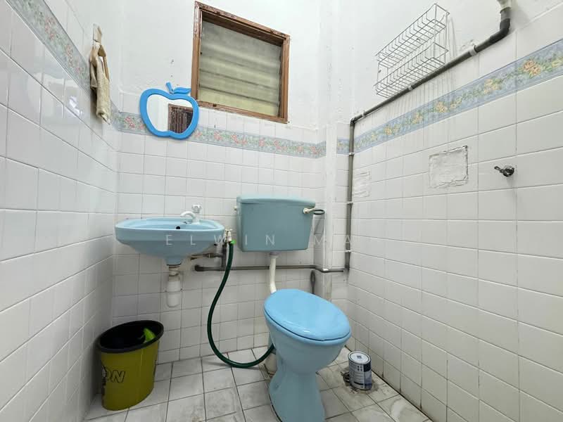 Jejarum, Bukit Sentosa, Rawang untuk Untuk Dijual - RM 400,000, Apr 2026 - Bathroom - PropertyGuru.com.my