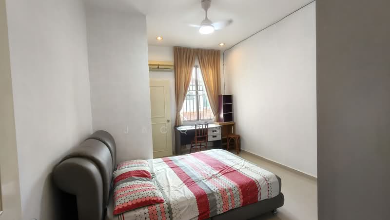 2-storey Terraced House for Sale in Taman Impian Emas (Skudai) - Jacq Sim - Bedroom - PropertyGuru.com.my