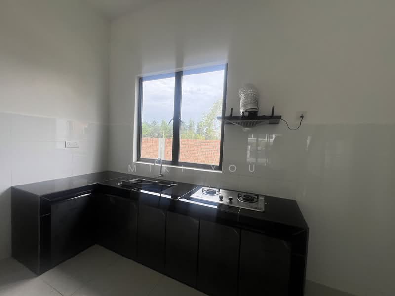 2-storey Terraced House for Rent in Telok Panglima Garang (Selangor) - Miki You - Kitchen - PropertyGuru.com.my
