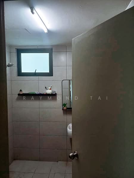 For Rent - River Tropics