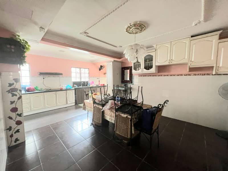 Saujana Puchong untuk Untuk Dijual - RM 778,000, Apr 2026 - Kitchen - PropertyGuru.com.my