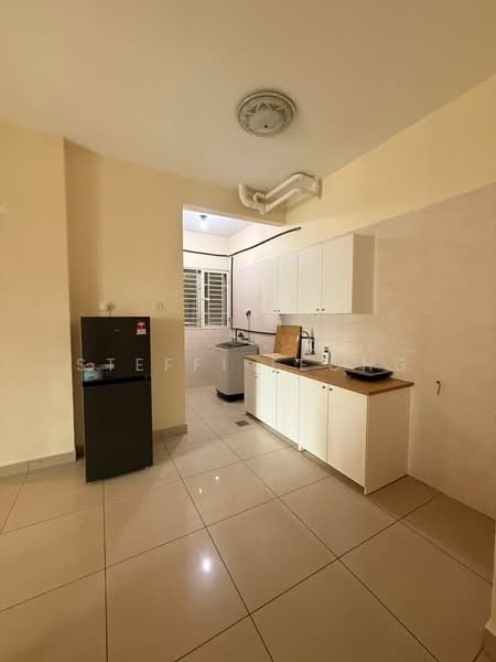 Service Residence for Rent at Impian Meridian - Steffi Leong - Kitchen - PropertyGuru.com.my