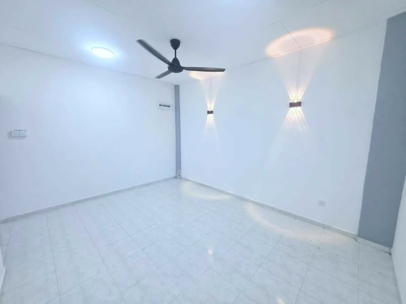 Flat for Sale at Taman Harmoni II - Edward Oo - Interior - PropertyGuru.com.my