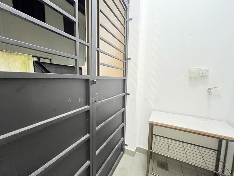 Rumah Teres 2 Tingkat untuk Disewa di Telok Panglima Garang (Selangor) - Anddy Gan - Entrance - PropertyGuru.com.my