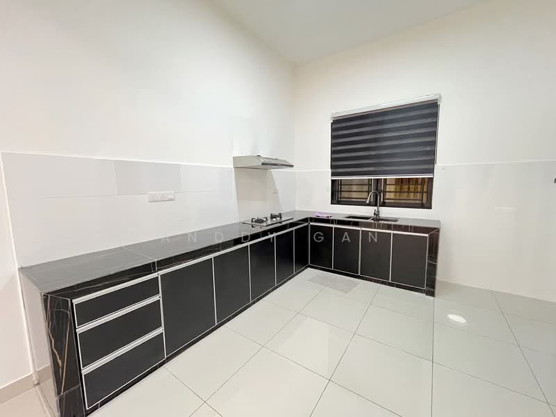 Rumah Teres 2 Tingkat untuk Disewa di Telok Panglima Garang (Selangor) - Anddy Gan - Kitchen - PropertyGuru.com.my