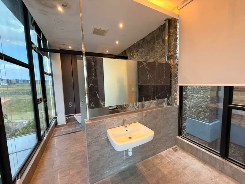 Bungalow for Sale in Johor Bahru (Johor) - Roseabelle Low - Bathroom - PropertyGuru.com.my