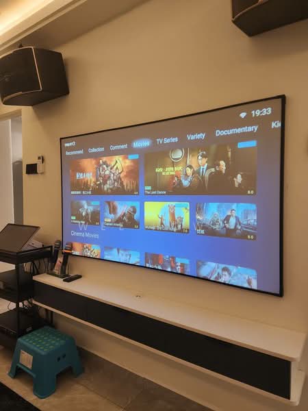 2-storey Terraced House for Sale in Taman Johor Jaya (Johor Bahru) - Wee Howe - Living Room - PropertyGuru.com.my