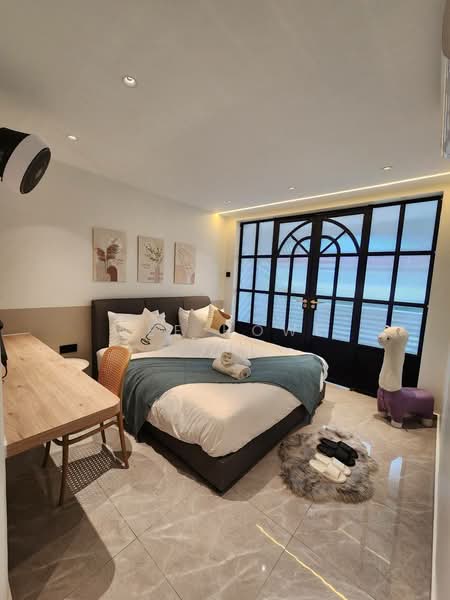 2-storey Terraced House for Sale in Taman Johor Jaya (Johor Bahru) - Wee Howe - Bedroom - PropertyGuru.com.my