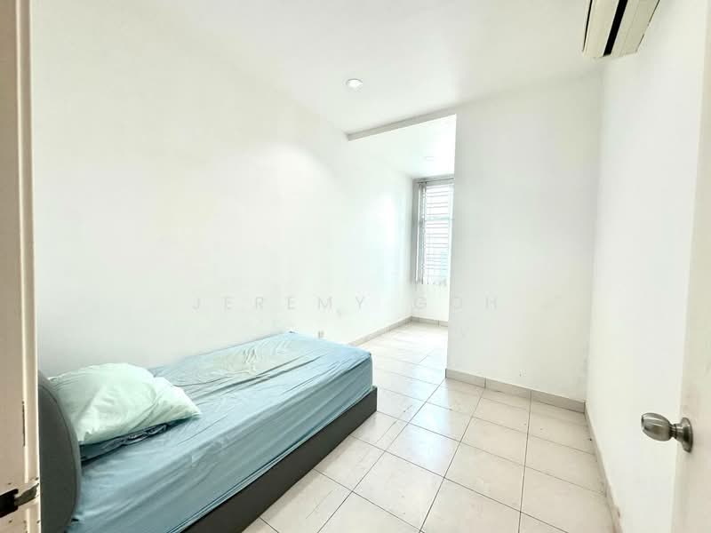 Taman Mount Austin untuk Untuk Disewa - RM 2,500 /bulan, Mac 2026 - Bedroom - PropertyGuru.com.my