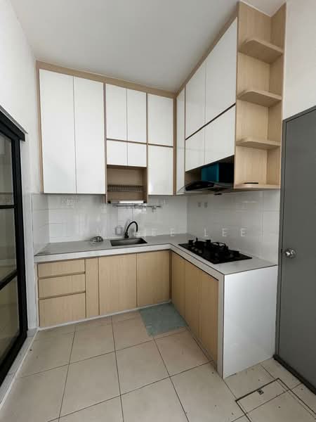 2-storey Terraced House for Sale in Setia Alam (Selangor) - Lim Lee Lee - Kitchen - PropertyGuru.com.my