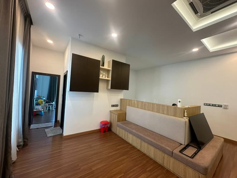 Taman Setia Indah untuk Untuk Dijual - RM 4,800,000, Mac 2026 - Living Room - PropertyGuru.com.my