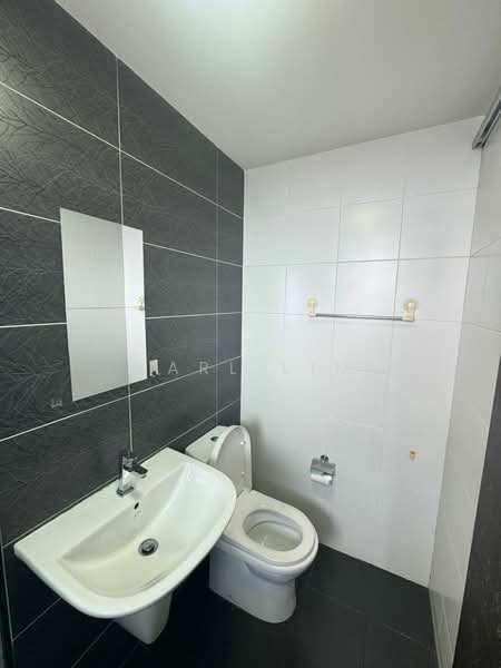 Service Residence for Rent at V@SUMMERPLACE - Karl Lim - Bathroom - PropertyGuru.com.my