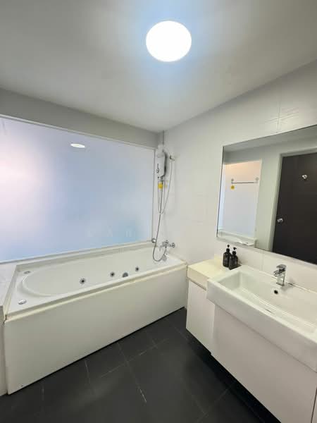 Service Residence for Rent at V@SUMMERPLACE - Karl Lim - Bathroom - PropertyGuru.com.my