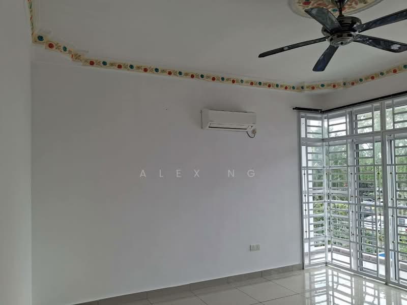 Taman Mutiara Rini untuk Untuk Dijual - RM 1,150,000, Mac 2026 - Living Room - PropertyGuru.com.my