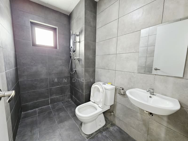 Service Residence for Rent at The Amber Residence @ TwentyFive.7 - Anddy Gan - Bathroom - PropertyGuru.com.my