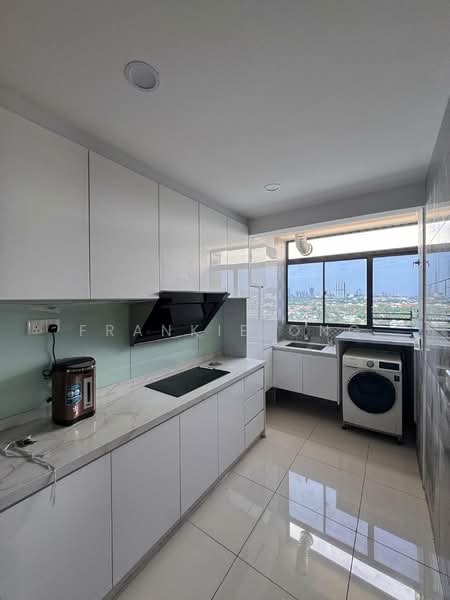 Legend Heights untuk Untuk Disewa - RM 2,500 /bulan, Mac 2026 - Kitchen - PropertyGuru.com.my