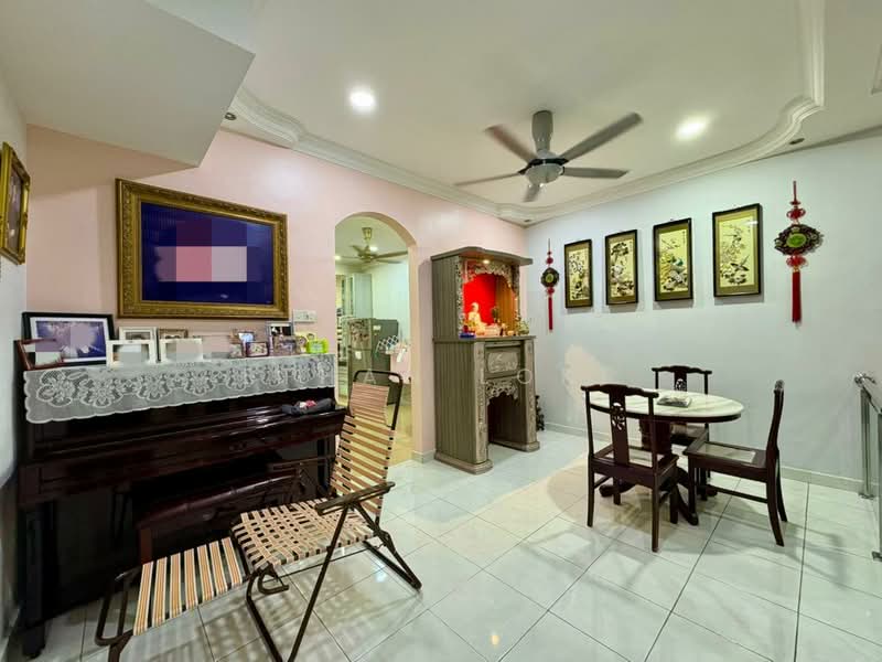 2-storey Terraced House for Sale in Taman Prima Impian (Segambut) - Ethan Loke - Living Room - PropertyGuru.com.my