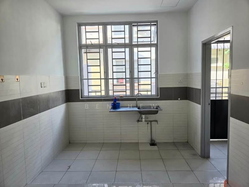 Setia Pearl Island untuk Untuk Dijual - RM 1,200,000, Apr 2026 - Kitchen - PropertyGuru.com.my