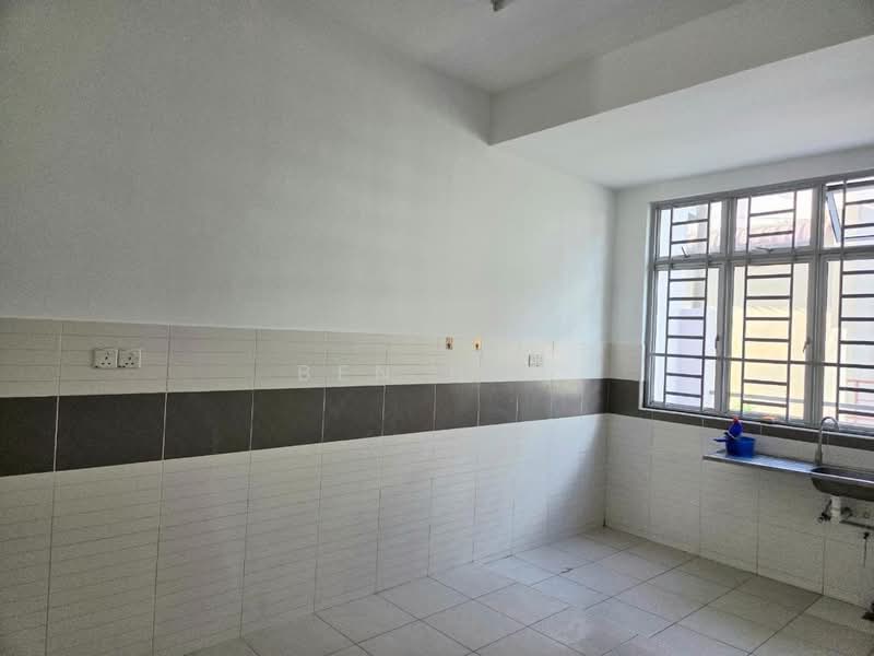 Setia Pearl Island untuk Untuk Dijual - RM 1,200,000, Apr 2026 - Kitchen - PropertyGuru.com.my