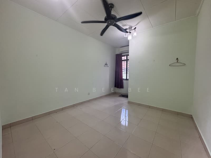 2-storey Terraced House for Sale in Taman Dato Onn (Johor Bahru) - Tan Bee Bee - Interior - PropertyGuru.com.my