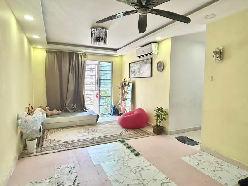D' Larkin Residence untuk Untuk Dijual - RM 363,000, Mac 2026 - Living Room - PropertyGuru.com.my