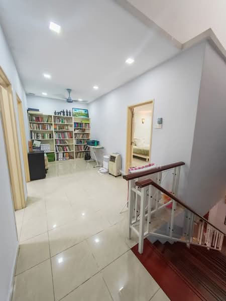 2-storey Terraced House for Sale in Taman Meranti Jaya (Puchong) - Evan Goh - Study - PropertyGuru.com.my