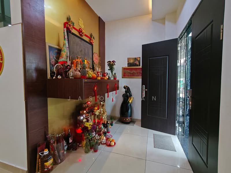 Semi-Detached House for Sale in Taman Sri Intan (Johor Bahru) - Jason Tan - Entrance - PropertyGuru.com.my