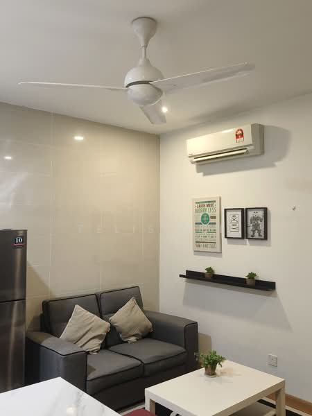 KL Gateway Residences untuk Untuk Disewa - RM 2,300 /bulan, Mac 2026 - Living Room - PropertyGuru.com.my