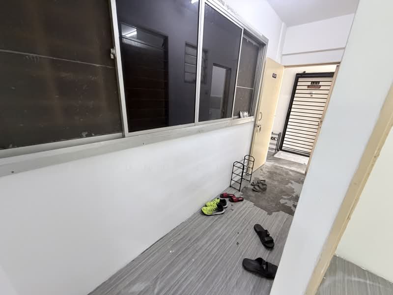 Pangsapuri untuk Dijual di Batai - Edmund CH Leow - Entrance - PropertyGuru.com.my