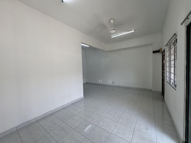 2-storey Terraced House for Rent in Taman Puchong Prima (Puchong) - KC Ng - Living Room - PropertyGuru.com.my