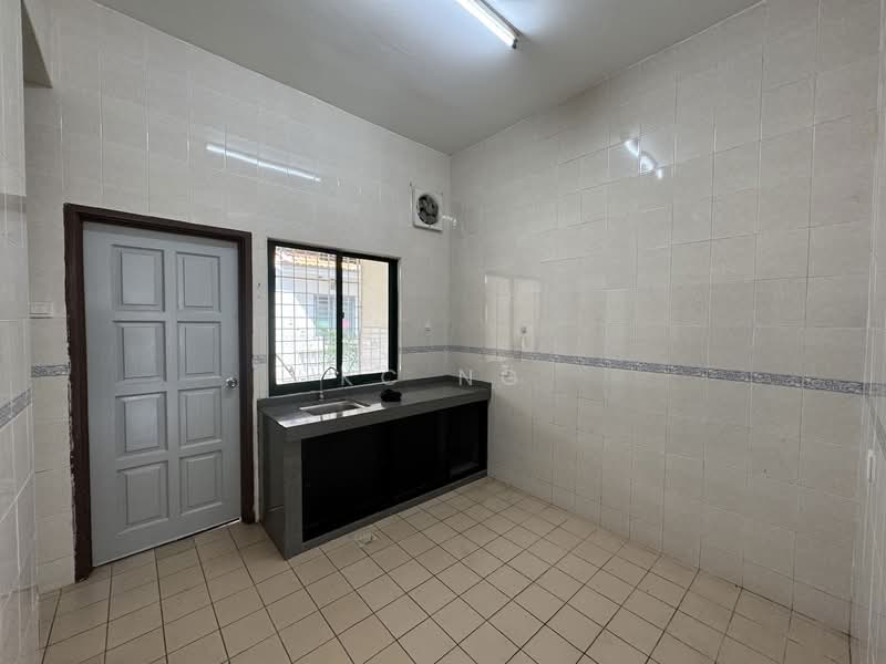 2-storey Terraced House for Rent in Taman Puchong Prima (Puchong) - KC Ng - Kitchen - PropertyGuru.com.my