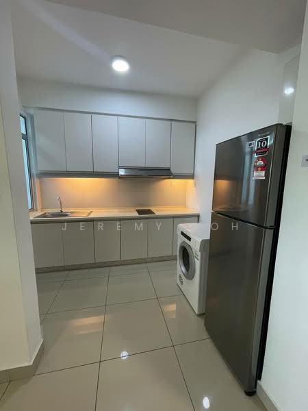 Austin Suites (Permata Austin) untuk Untuk Disewa - RM 2,100 /bulan, Mac 2026 - Kitchen - PropertyGuru.com.my