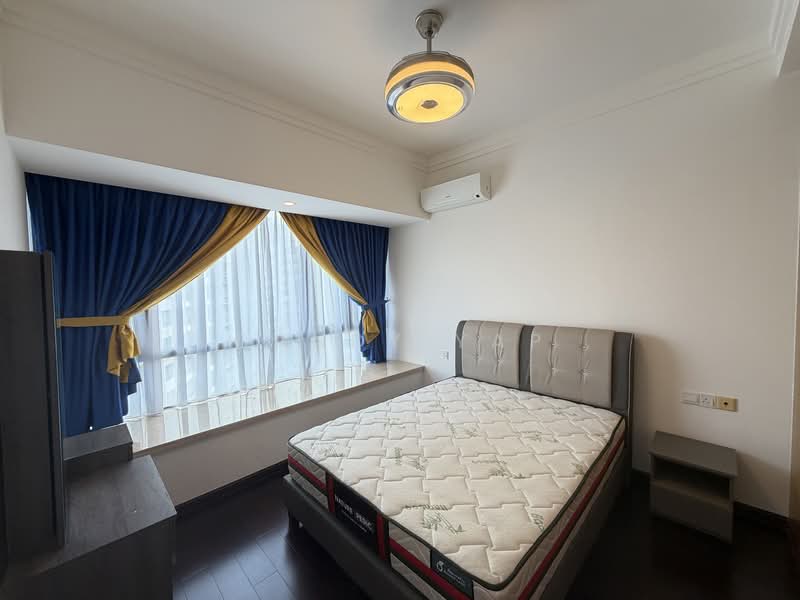 Service Residence for Rent at R&F Princess Cove Phase 1 - Candy Yap - Master room - PropertyGuru.com.my