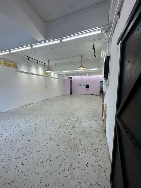 Taman Skudai Baru Jalan Hang Tuah Skudai Double Storey Shop Lot untuk Untuk Disewa - RM 2,800 /bulan, Mac 2026 - Interior - PropertyGuru.com.my