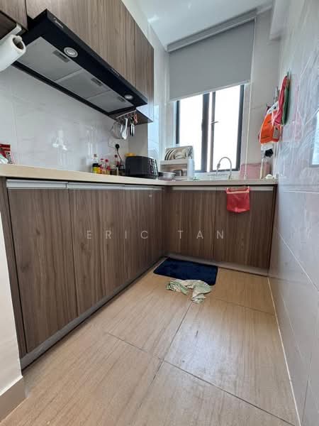 Service Residence for Sale at Country Garden Central Park - Eric Tan - Kitchen - PropertyGuru.com.my