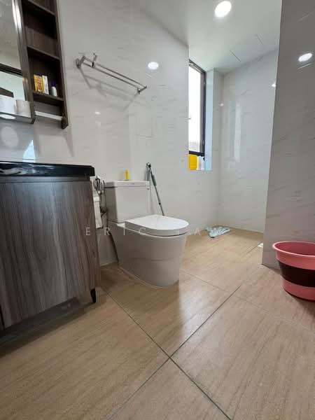 Service Residence for Sale at Country Garden Central Park - Eric Tan - Bathroom - PropertyGuru.com.my