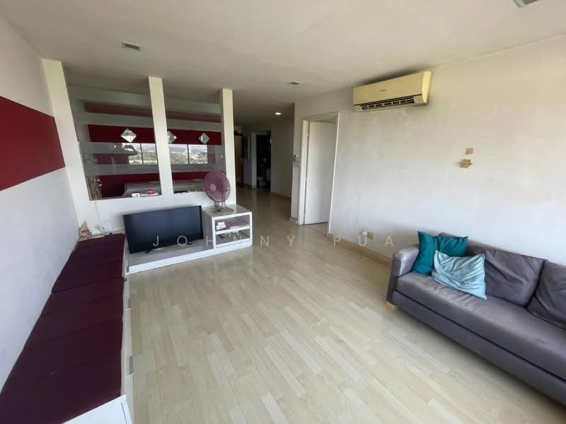 Condominium for Sale at Perdana Exclusive - Johnny Pua - Living Room - PropertyGuru.com.my