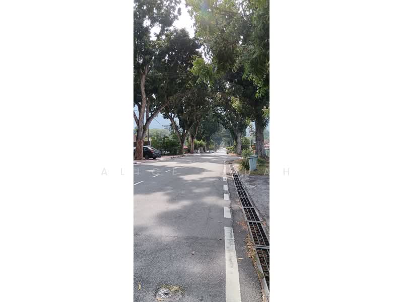 Semi-Detached House for Rent in Tanjung Bungah (Penang) - Alice Chuah - Exterior - PropertyGuru.com.my