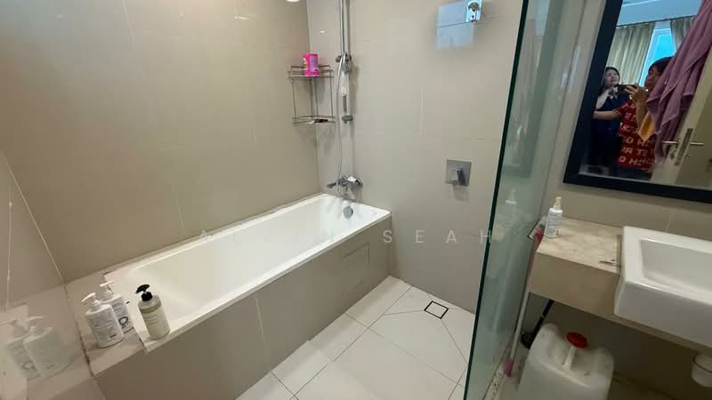 Condominium for Sale at Le Yuan Residence - Alvin Seah - Bathroom - PropertyGuru.com.my