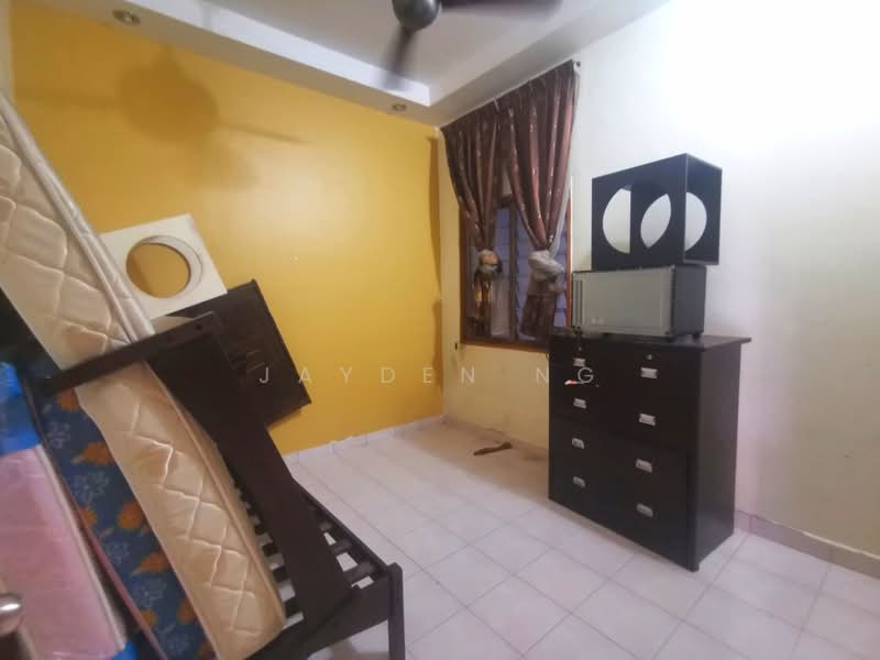 2-storey Terraced House for Sale in Taman Universiti (Skudai) - Jayden Ng - Bedroom - PropertyGuru.com.my