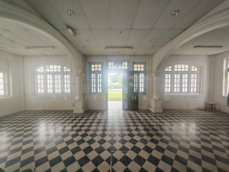 Shop / Office for Rent in Jelutong (Penang) - Daniel Phang - Entrance - PropertyGuru.com.my