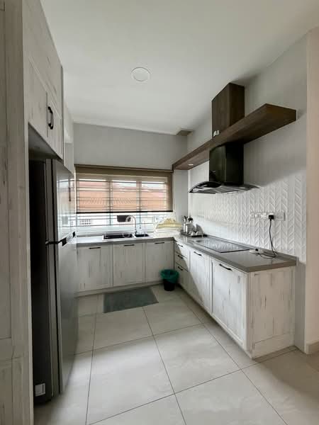 Taman Melodies untuk Untuk Dijual - RM 880,000, Mac 2026 - Kitchen - PropertyGuru.com.my