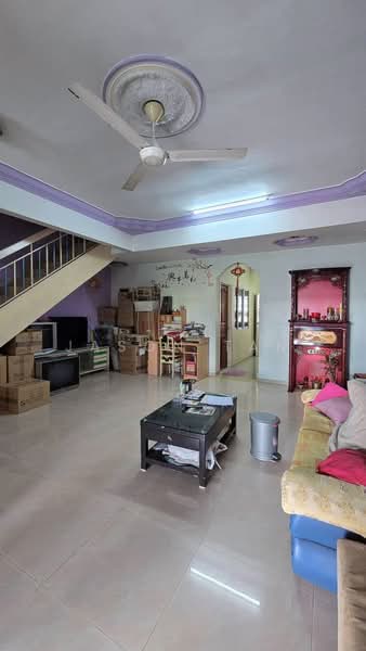 2-storey Terraced House for Sale in Bukit Indah (Iskandar Puteri (Nusajaya)) - Jason Tan - Living Room - PropertyGuru.com.my