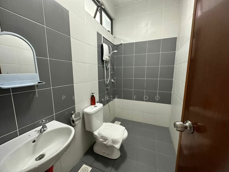Cluster House for Sale in Taman Sutera Utama (Skudai) - Phoebe Foo - Bathroom - PropertyGuru.com.my