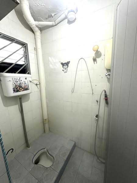 2-storey Terraced House for Sale in Taman Ungku Tun Aminah (Skudai) - Mars Hoe - Bathroom - PropertyGuru.com.my