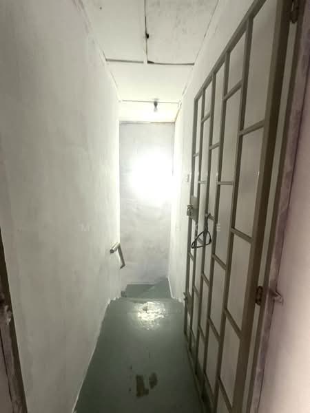2-storey Terraced House for Sale in Taman Ungku Tun Aminah (Skudai) - Mars Hoe - Corridor - PropertyGuru.com.my