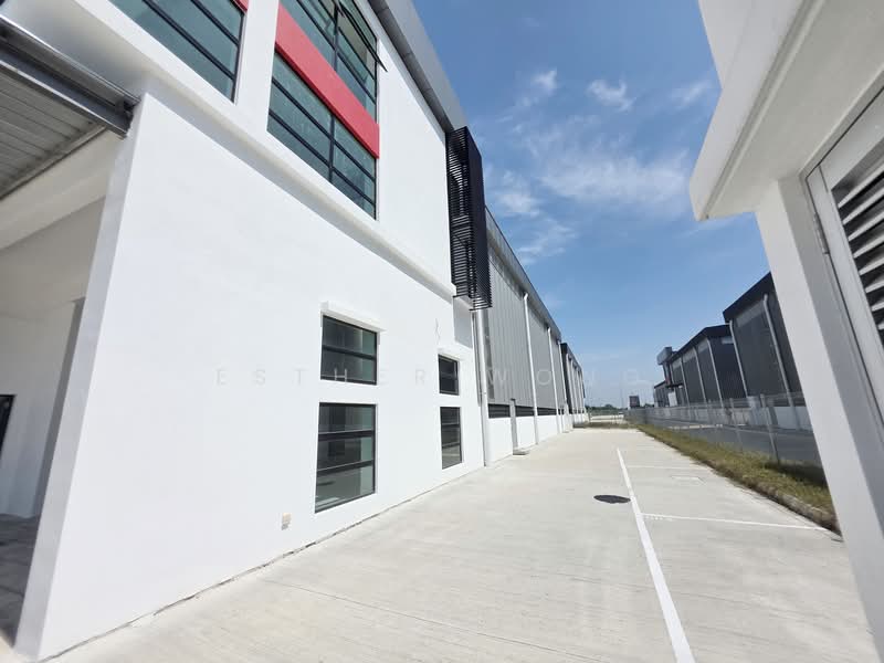 Semi-D Factory for Rent in Banting (Selangor) - Esther Wong - Exterior - PropertyGuru.com.my