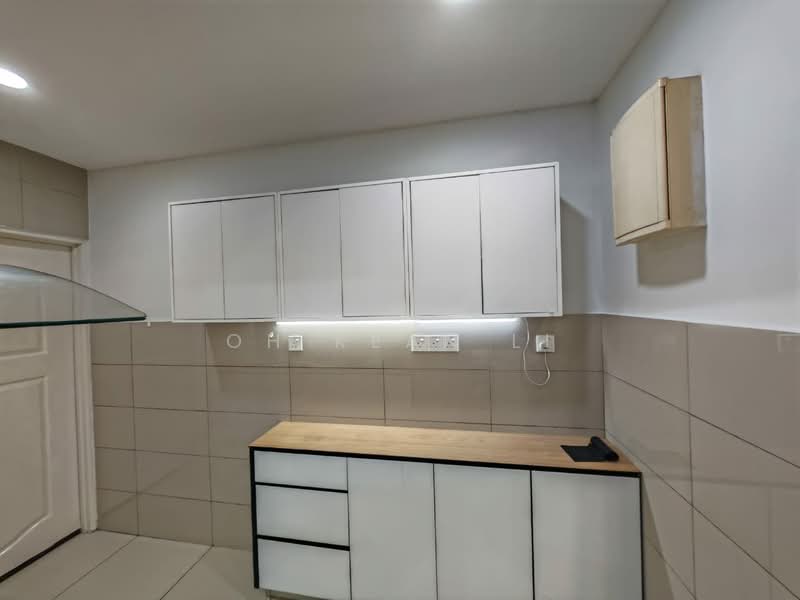 Woodsbury Suites untuk Untuk Disewa - RM 1,700 /bulan, Mac 2026 - Kitchen - PropertyGuru.com.my