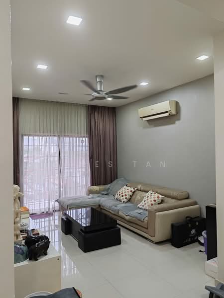 Villa Danau untuk Untuk Dijual - RM 388,000, Mac 2026 - Living Room - PropertyGuru.com.my