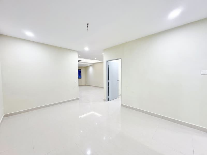 2-storey Terraced House for Sale in Taman Skudai Baru (Skudai) - Yik Tat - Interior - PropertyGuru.com.my